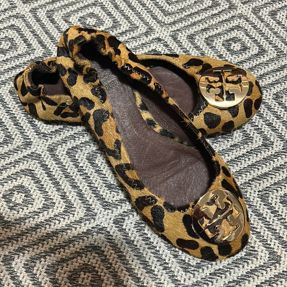 TORY BURCH Leopard Calf Hair Ballet Flats - Size 8